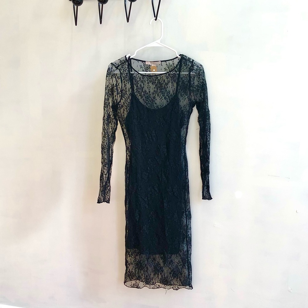 🔥🖤 F21 Black Lace Maxi-Dress 🖤🔥 - Picture 1 of 3